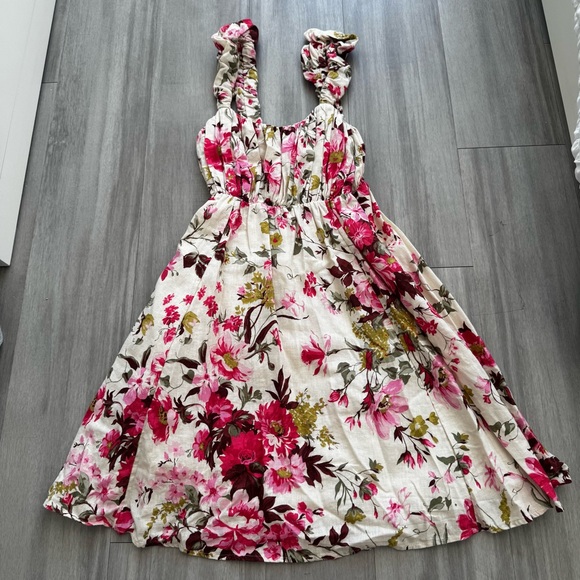 Abercrombie & Fitch Puff Strap Babydoll Mini Dress. size Medium Tall. Floral. - Picture 2 of 7